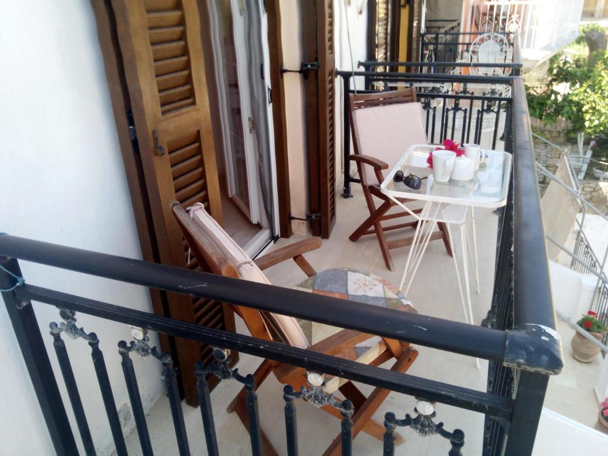 Soustas Apartments Longósz Kültér fotó