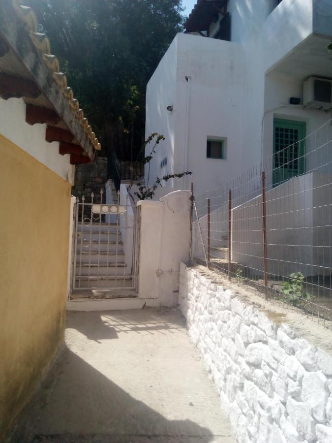 Soustas Apartments Longósz Kültér fotó