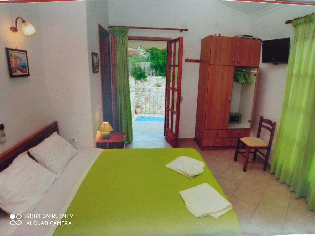 Soustas Apartments Longósz Kültér fotó
