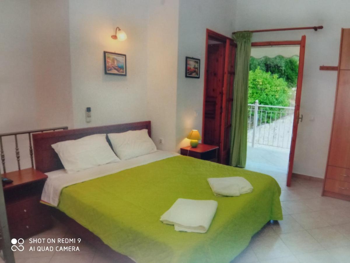 Soustas Apartments Longósz Kültér fotó