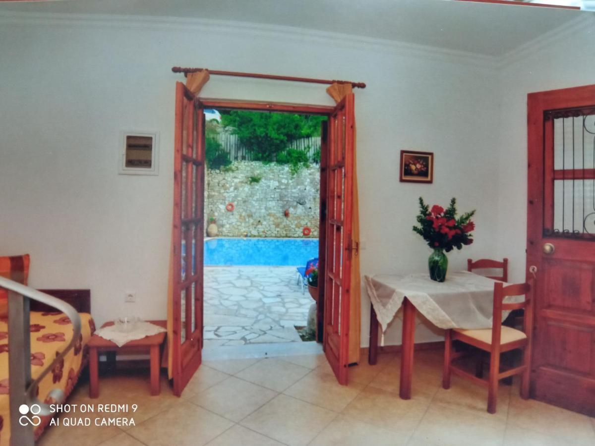 Soustas Apartments Longósz Kültér fotó