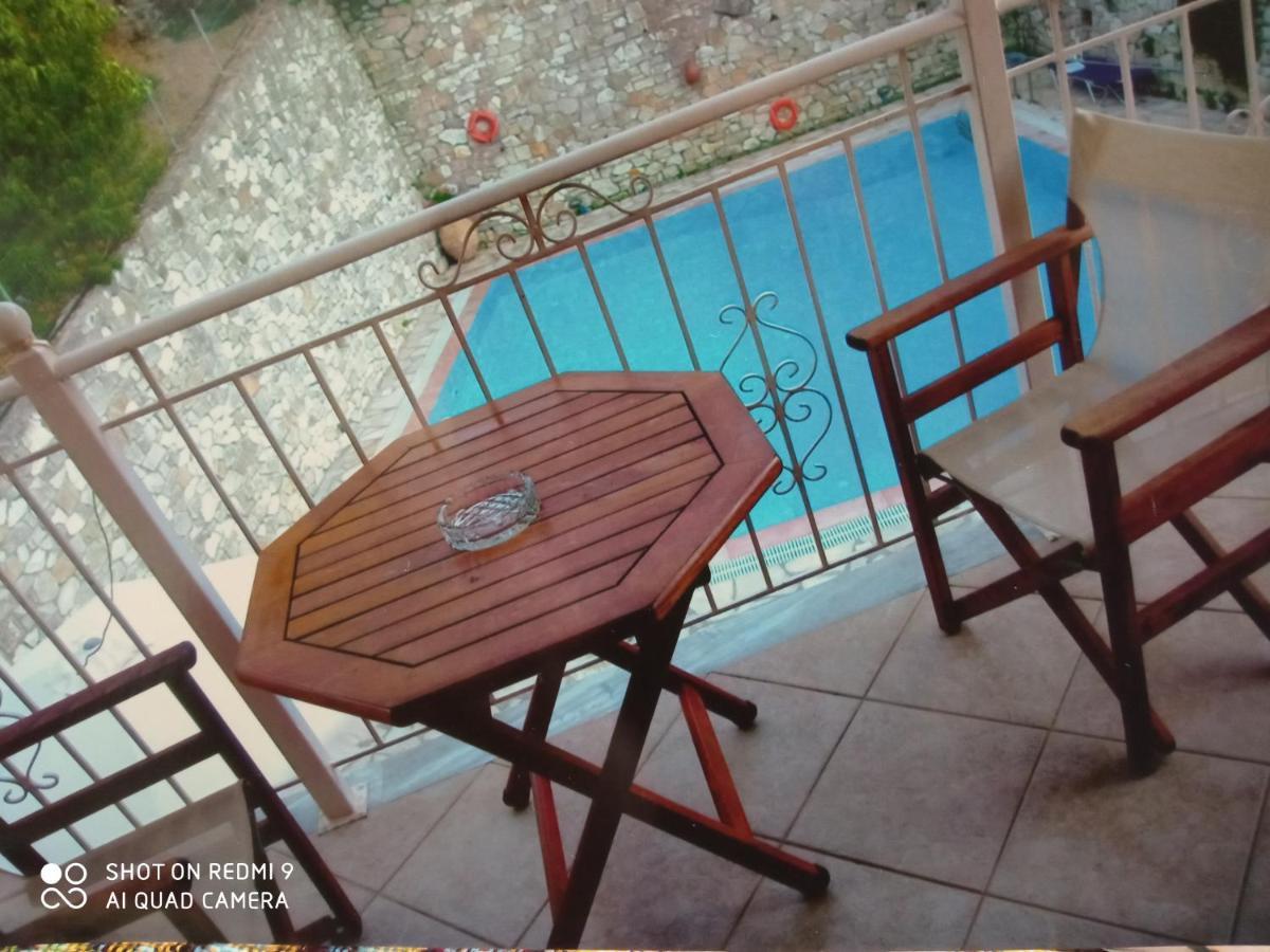Soustas Apartments Longósz Kültér fotó