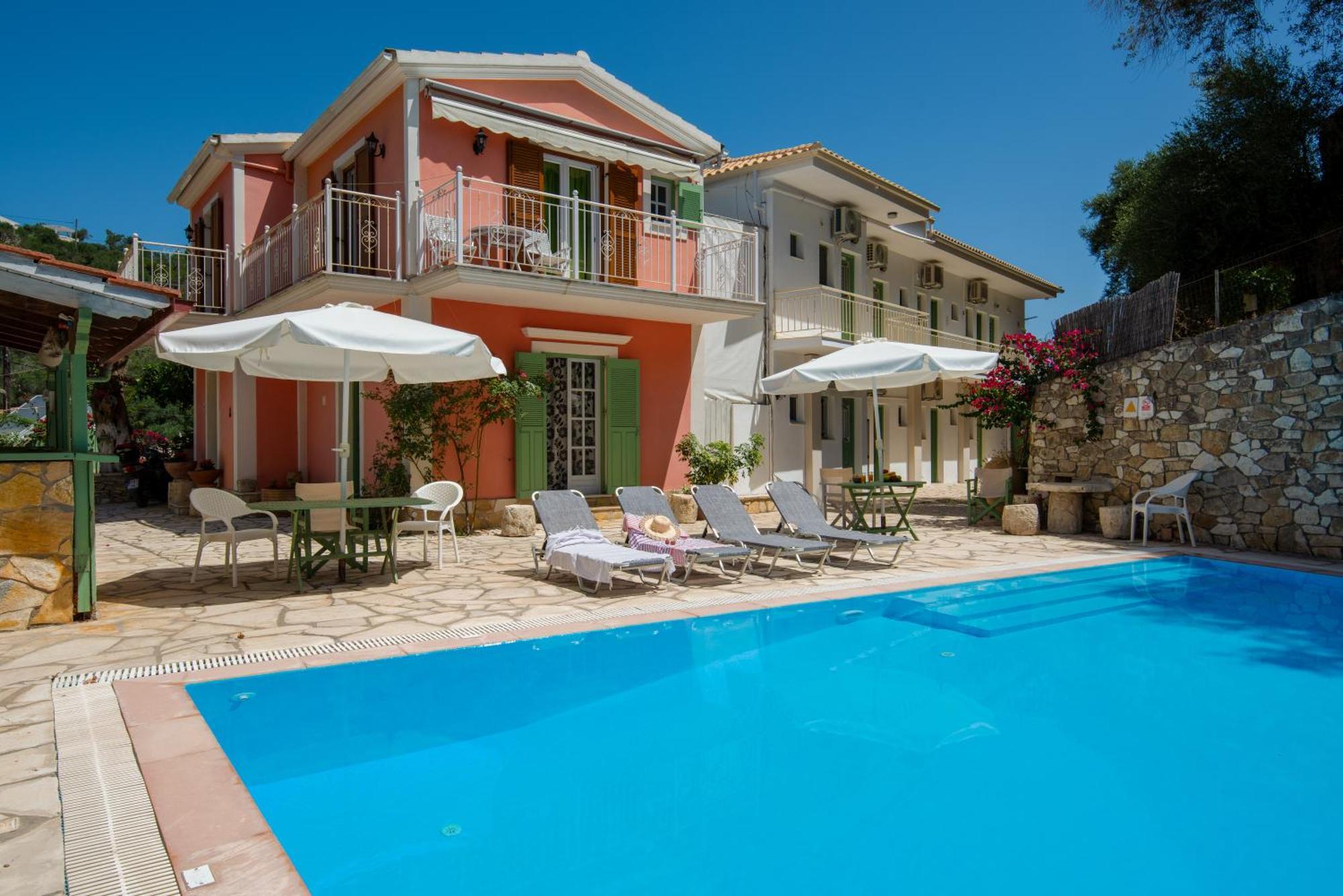 Soustas Apartments Longósz Kültér fotó