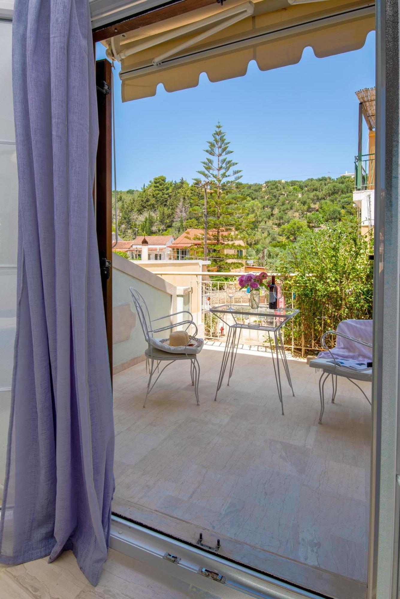 Soustas Apartments Longósz Kültér fotó